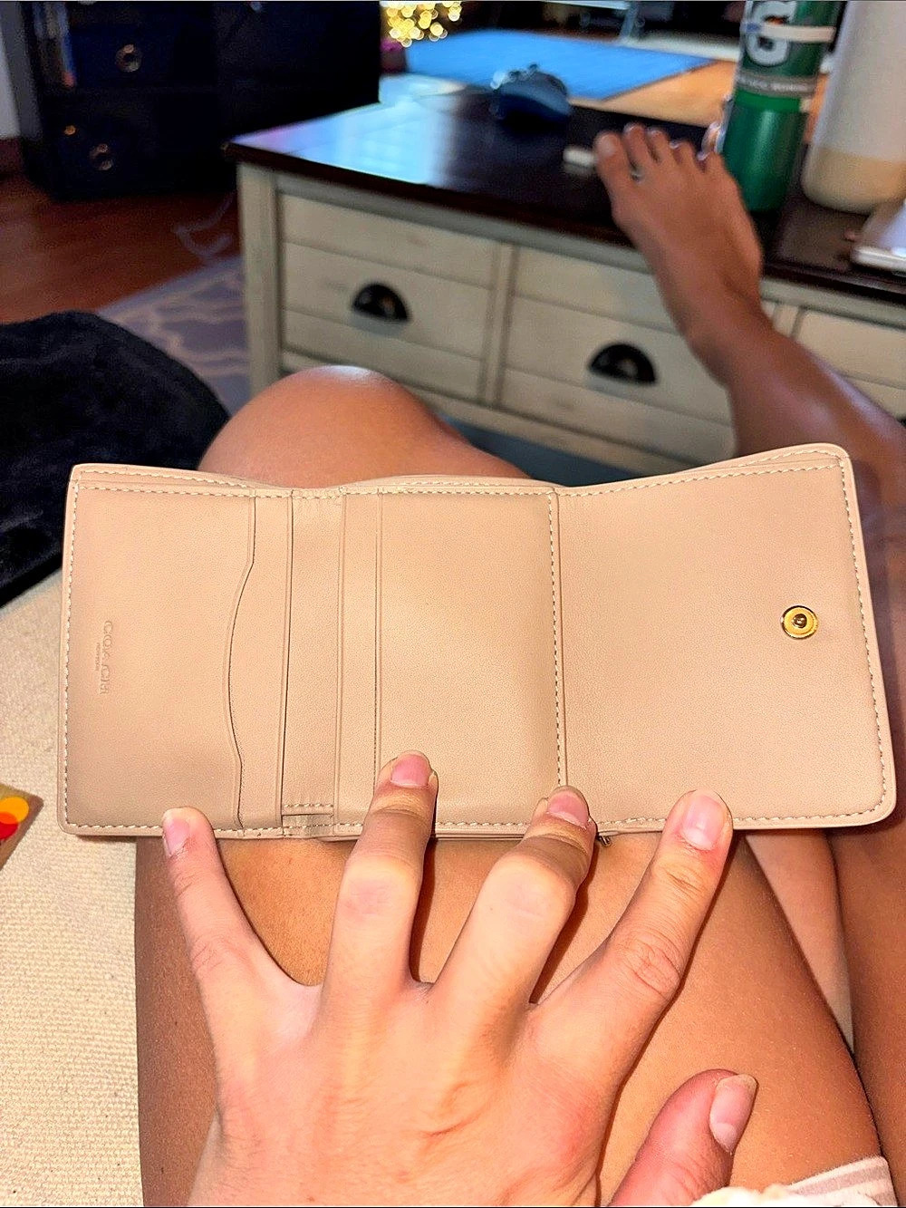 Coach  Wallet - Picture 2 of 6